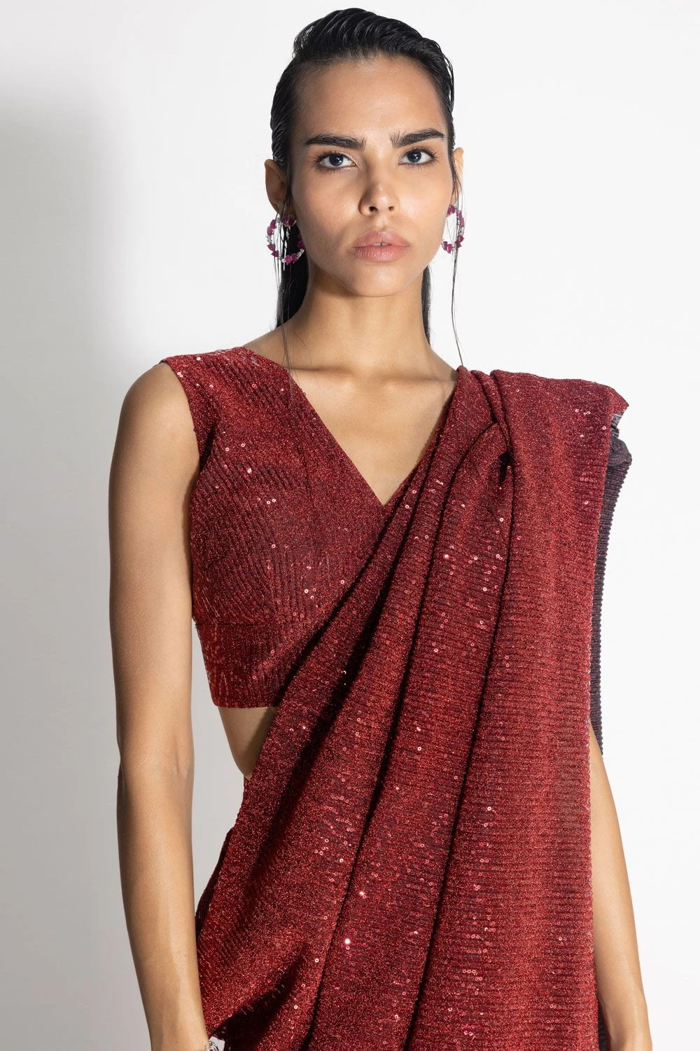 431-88 By Shweta Kapur Red Draped Sequin Sari Set 4 431-88 By Shweta Kapur Red Draped Sequin Sari Set - Image 4
