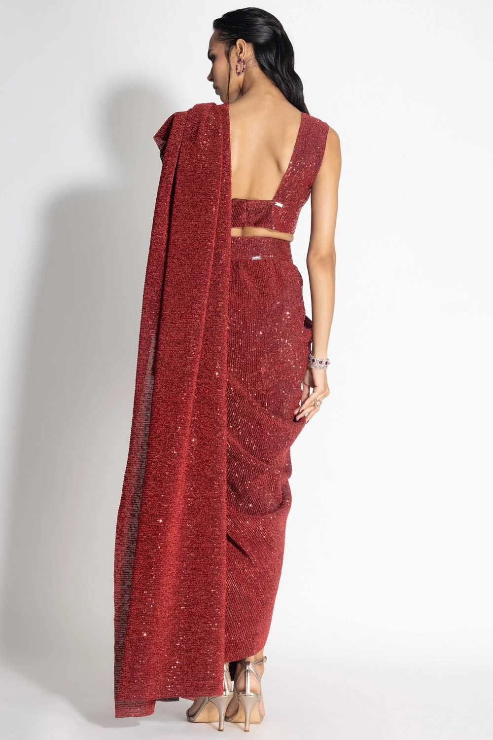 431-88 By Shweta Kapur Red Draped Sequin Sari Set 5 431-88 By Shweta Kapur Red Draped Sequin Sari Set - Image 5