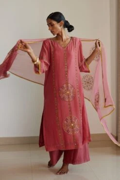 Sarang Kaur Pink Uday Stole