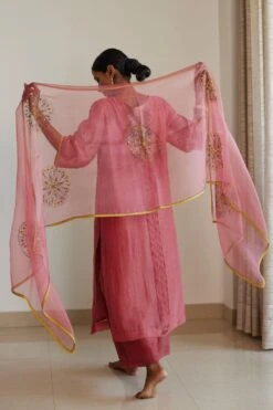 Sarang Kaur Pink Uday Stole -Echo Clothing Store 61023sk15 4
