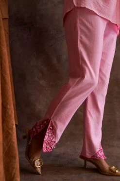 Sakshi Khetterpal Floral Pink Chanderi Tunic-pant Set 10 Sakshi Khetterpal Floral Pink Chanderi Tunic-pant Set -Echo Clothing Store 6124sk25 5