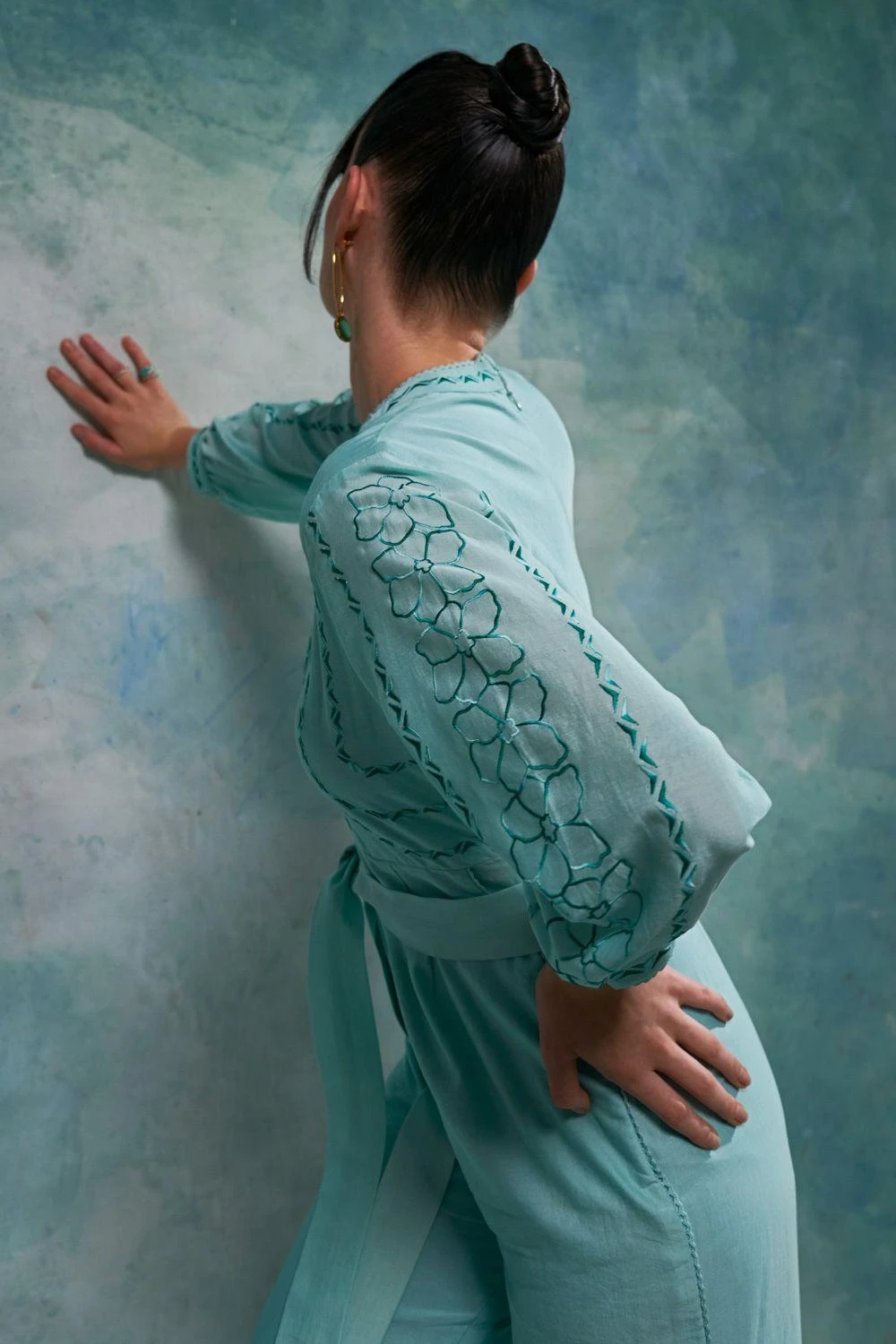 Sakshi Khetterpal Enchanting Green Chanderi Jumpsuit 4 Sakshi Khetterpal Enchanting Green Chanderi Jumpsuit - Image 4