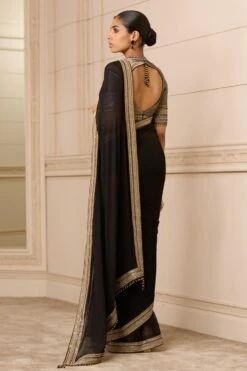 Tarun Tahiliani Black Hand Embellished Sari Set 7 Tarun Tahiliani Black Hand Embellished Sari Set -Echo Clothing Store 6423ttw46 4