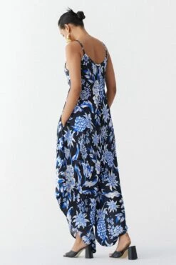 Studio RIGU Black Abstract Printed Jumpsuit & Cape Set 7 Studio RIGU Black Abstract Printed Jumpsuit & Cape Set -Echo Clothing Store 6923sr11 4