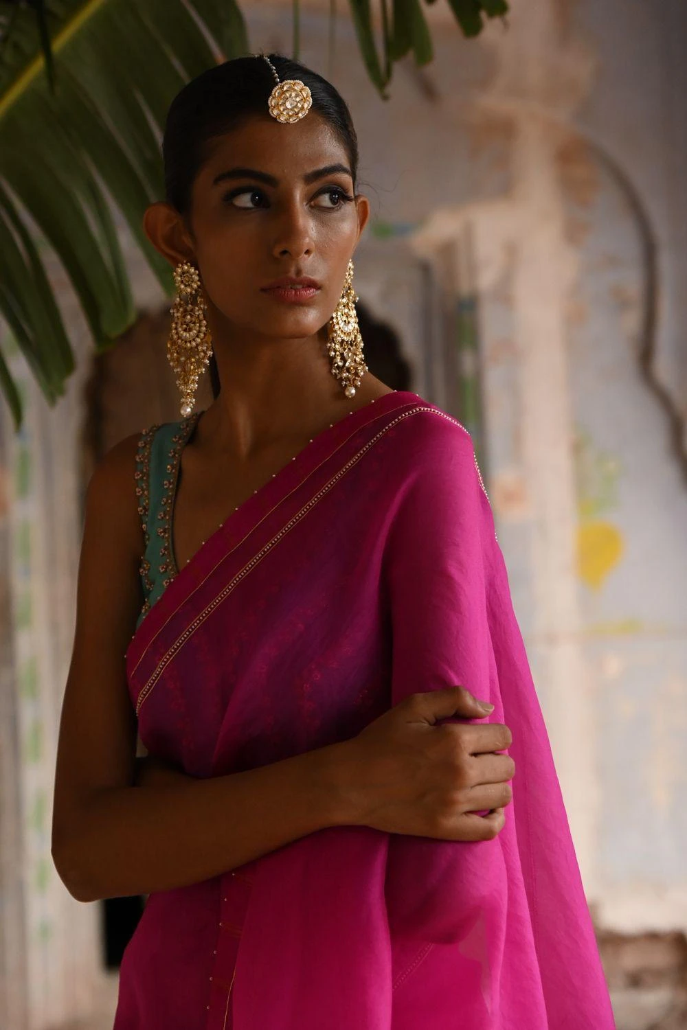 Deep Thee Fuchsia Zardosi Embellished Sari Set 3 Deep Thee Fuchsia Zardosi Embellished Sari Set - Image 3