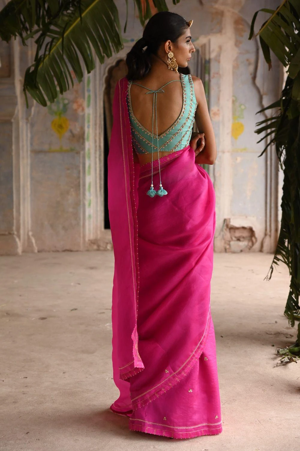 Deep Thee Fuchsia Zardosi Embellished Sari Set 4 Deep Thee Fuchsia Zardosi Embellished Sari Set - Image 4