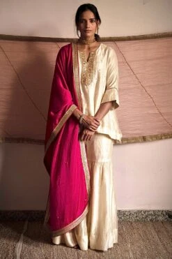 Shorshe Pink Handwoven Dupatta