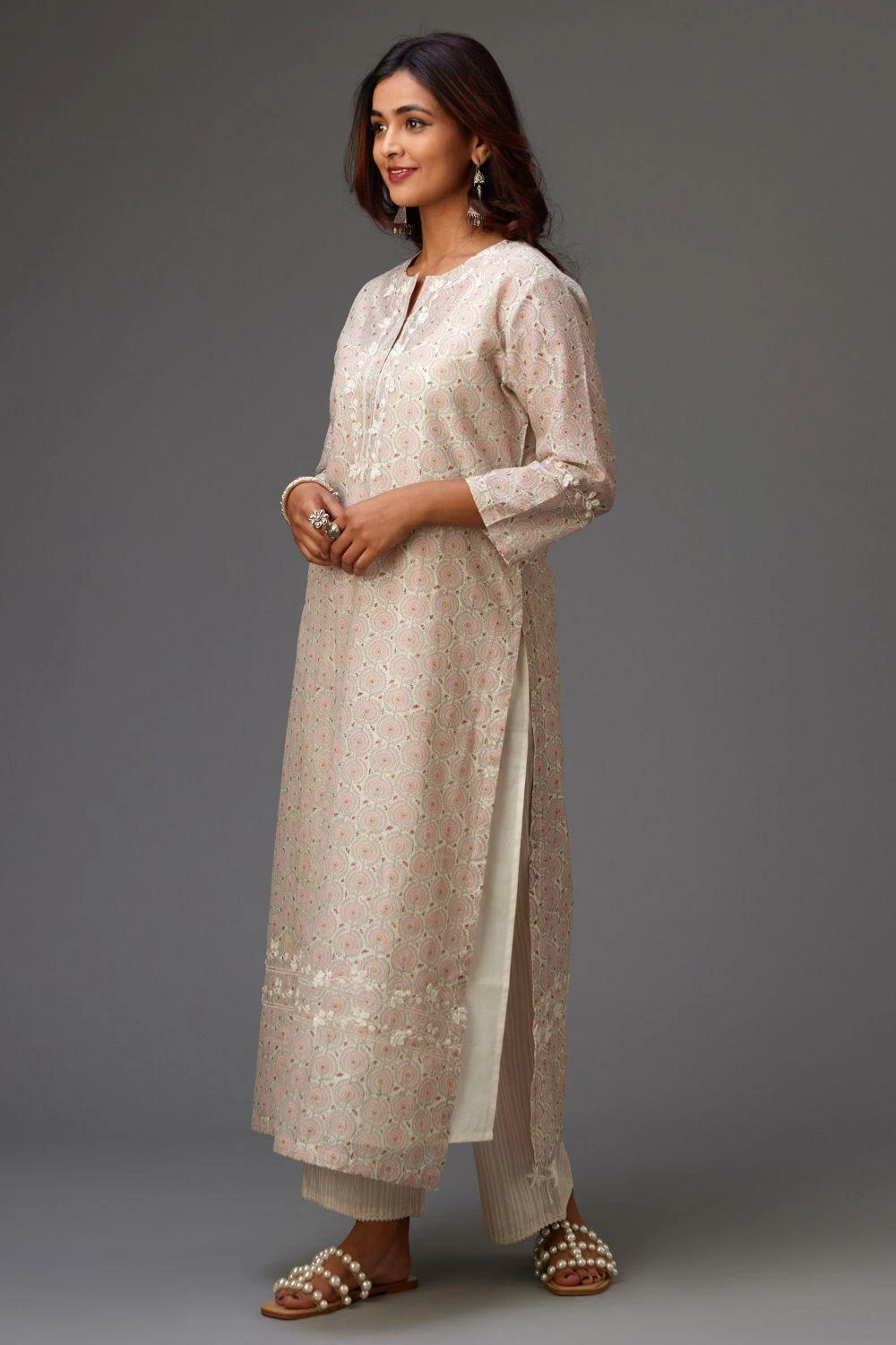 KORA Pink & Grey Thread Embellished Kurta Set 3 KORA Pink & Grey Thread Embellished Kurta Set - Image 3