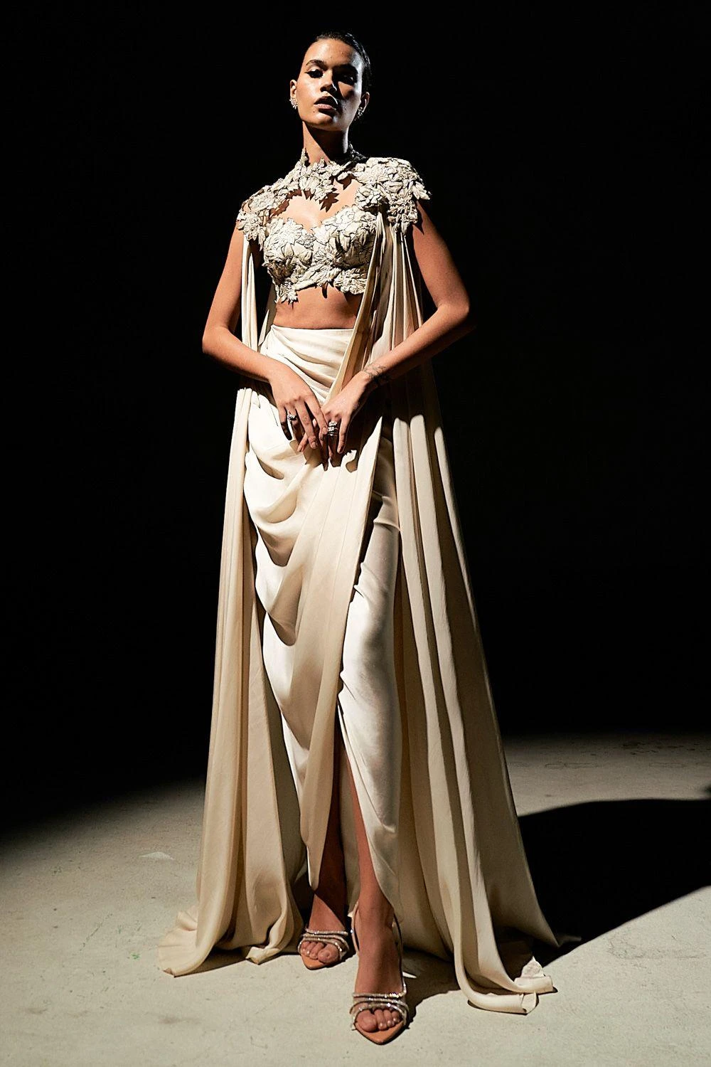 Agunj Ivory Floral Embellished Concept Sari Set 1 Agunj Ivory Floral Embellished Concept Sari Set