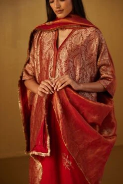 Shorshe Red Hand Block Printed Dupatta 6 Shorshe Red Hand Block Printed Dupatta -Echo Clothing Store 91023sr46 3