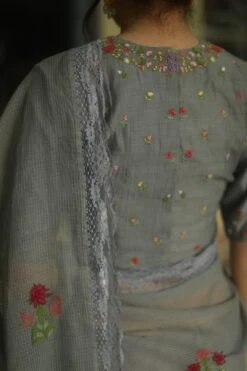 Begum Pret Handloom Kota Sari Set With 3D Floral Embroidery 7 Begum Pret Handloom Kota Sari Set With 3D Floral Embroidery -Echo Clothing Store 95bgp5 3