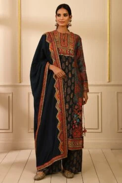 Debyani Printed Kurta With A Threadwork Embroidered Yoke