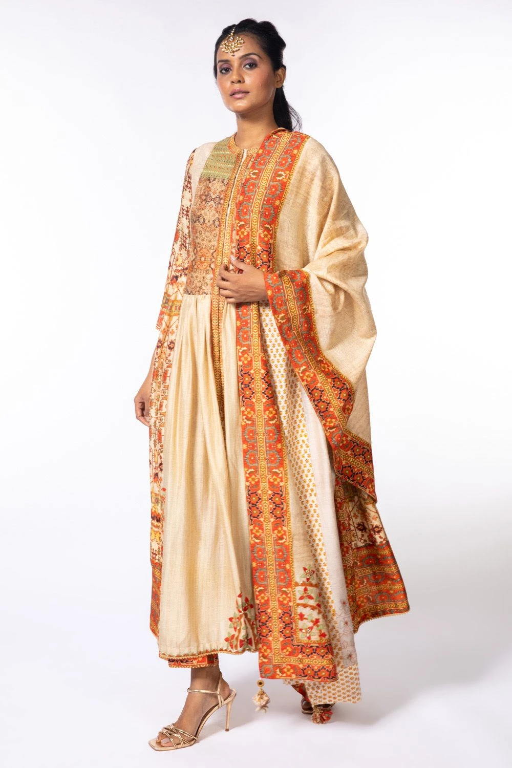 Nergis By Debyani Ivory Printed Anarkali Set 3 Nergis By Debyani Ivory Printed Anarkali Set - Image 3