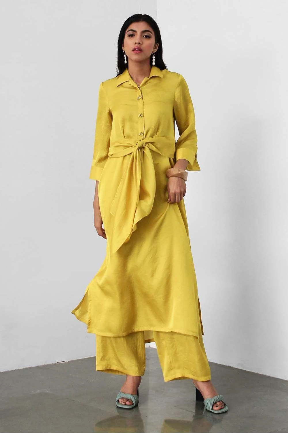431-88 By Shweta Kapur Yellow Maxi Knot Kurta Set 1 431-88 By Shweta Kapur Yellow Maxi Knot Kurta Set