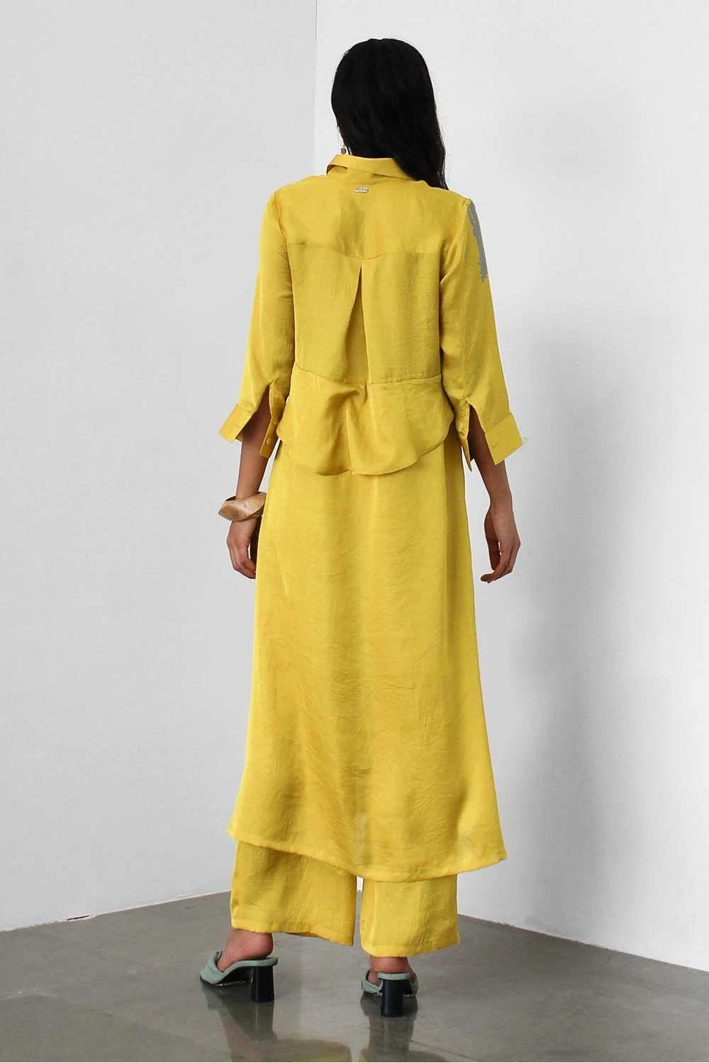 431-88 By Shweta Kapur Yellow Maxi Knot Kurta Set 2 431-88 By Shweta Kapur Yellow Maxi Knot Kurta Set - Image 2