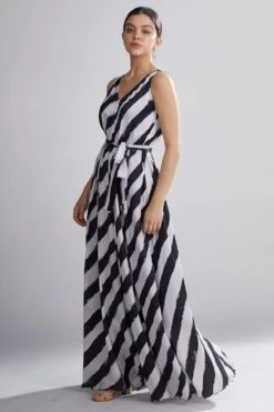 KoAi Striped Maxi Dress With Belt -Echo Clothing Store kofw20078 3