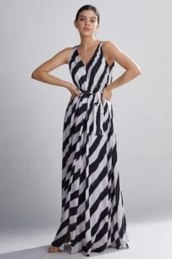 KoAi Striped Maxi Dress With Belt -Echo Clothing Store kofw20078 4