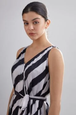 KoAi Striped Maxi Dress With Belt -Echo Clothing Store kofw20078 5