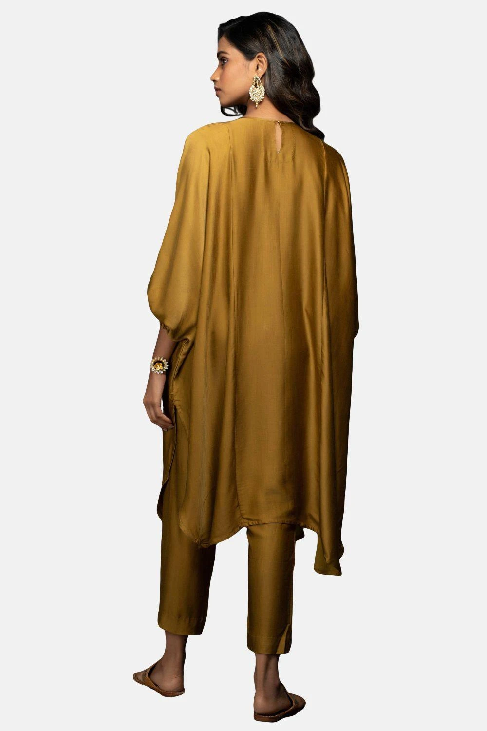 Prahnaaya Gold Mustard Anti-fit Kurta Set 4 Prahnaaya Gold Mustard Anti-fit Kurta Set - Image 4