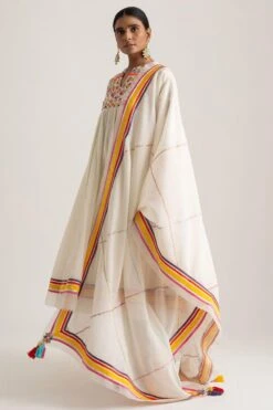 Ivory Anarkali With Floral Embroidery & Gota Work -Echo Clothing Store sa8 4