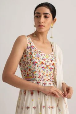 White Long Floral Anarkali -Echo Clothing Store skak21 3
