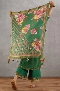 Torani Panna Trikoniya Scarf